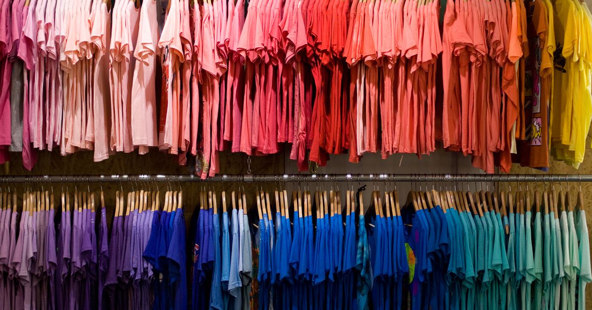 ongoing evolution toward more flexible and equitable fashion. Gender profoundly influences fashion psychology